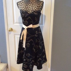 White House Black Market Strapless Dress